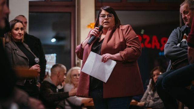 Rencontre à la Brasserie La Lorraine Image de Rencontre à la Brasserie La Lorraine