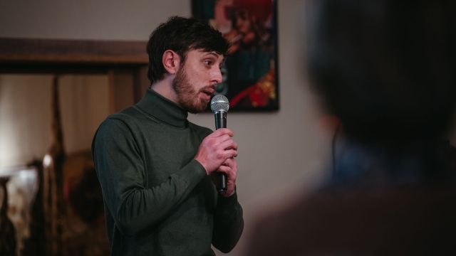 Rencontre à la Brasserie La Lorraine Image de Rencontre à la Brasserie La Lorraine