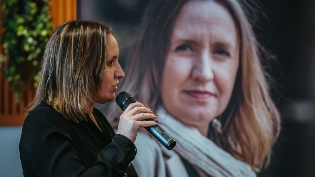 Image de Rencontre au Café Komisere