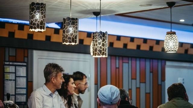 Image de Rencontre au Café Komisere