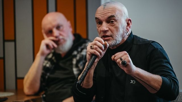 Image de Rencontre au Café Komisere