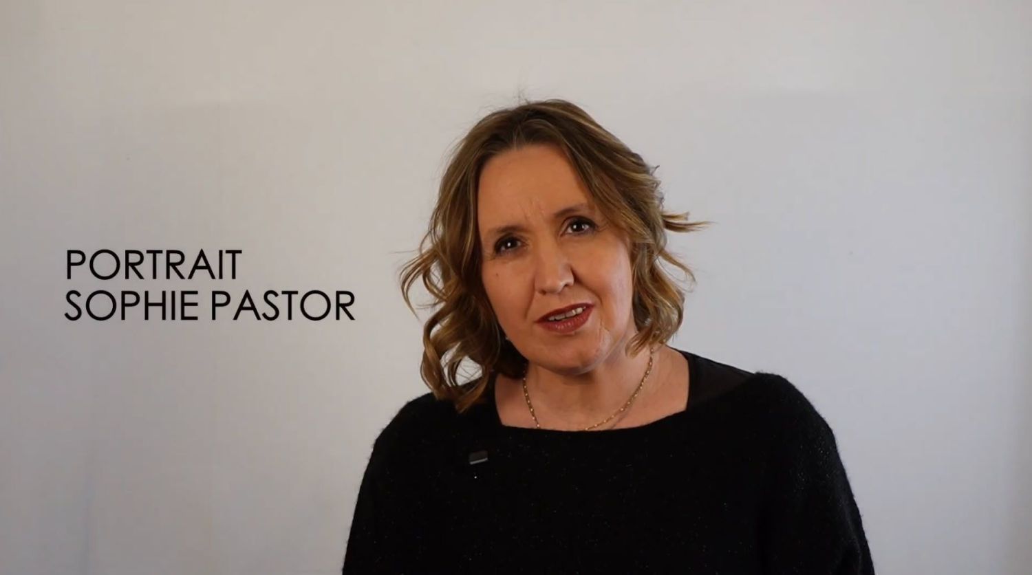 Image de S’accorder quelques minutes pour se présenter « Autrement »...