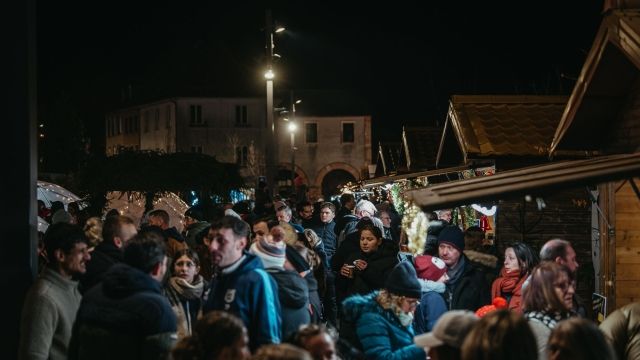 Marché de Noël de Bitche Image de Marché de Noël de Bitche